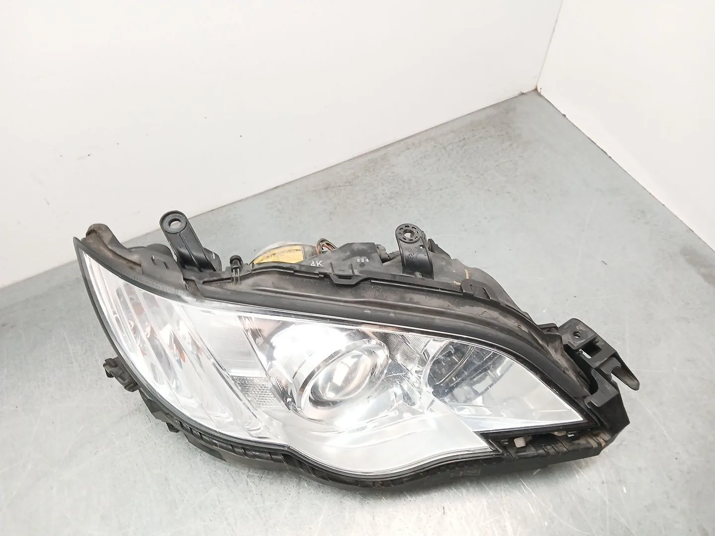 Faro Derecho para Subaru Legacy V Station Wagon (Br)