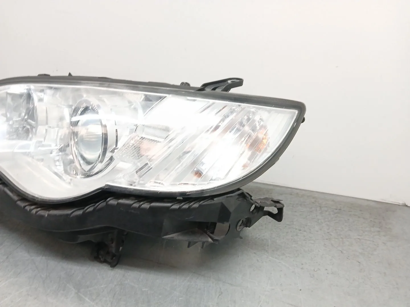 Faro Izquierdo para Subaru Legacy V Station Wagon (Br)