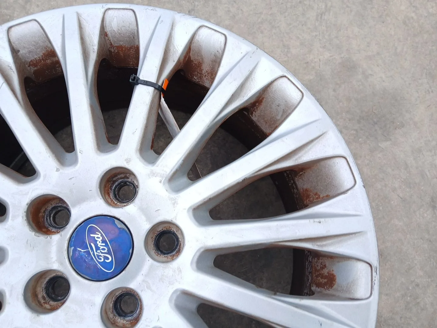 Llanta para Ford C-Max Ii (Dxa/Cb7, Dxa/Ceu)