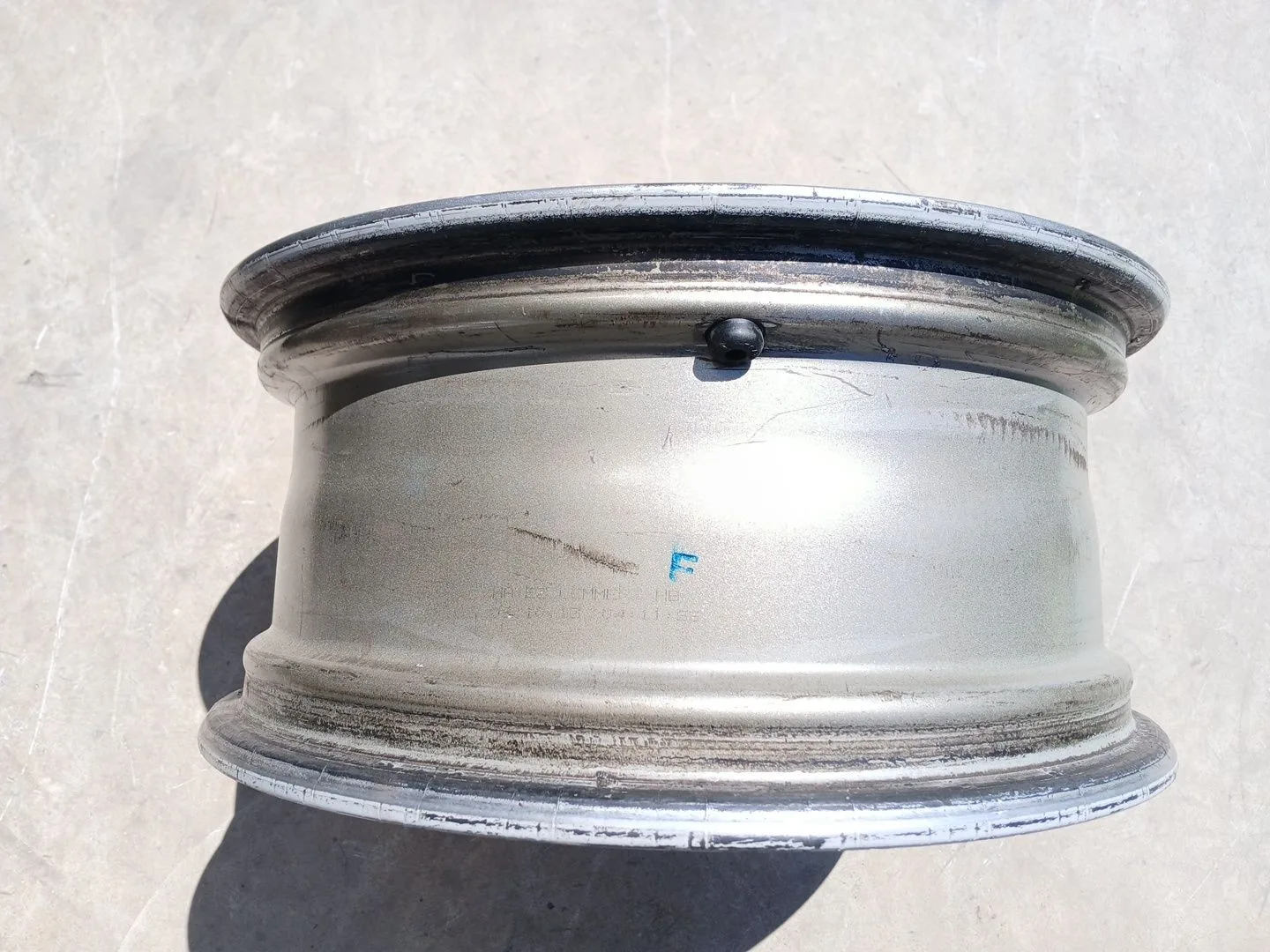 Llanta para Toyota Auris Touring Sports (E18)