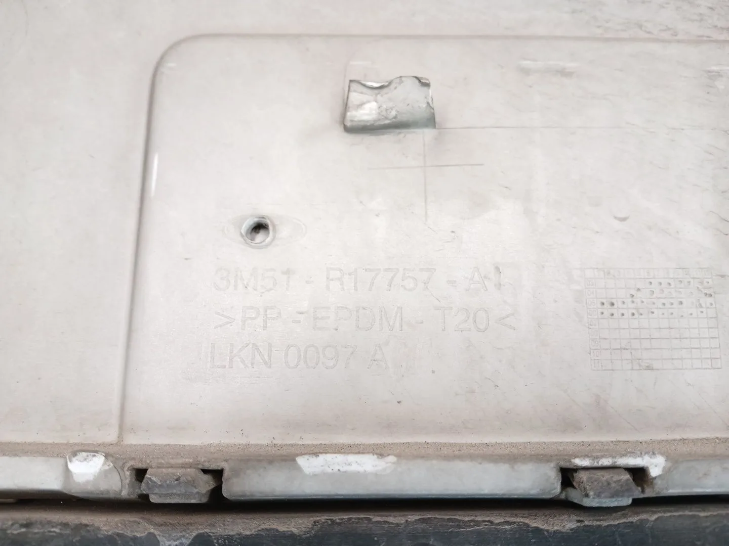 Paragolpes Delantero para Ford C-Max (Dm2)
