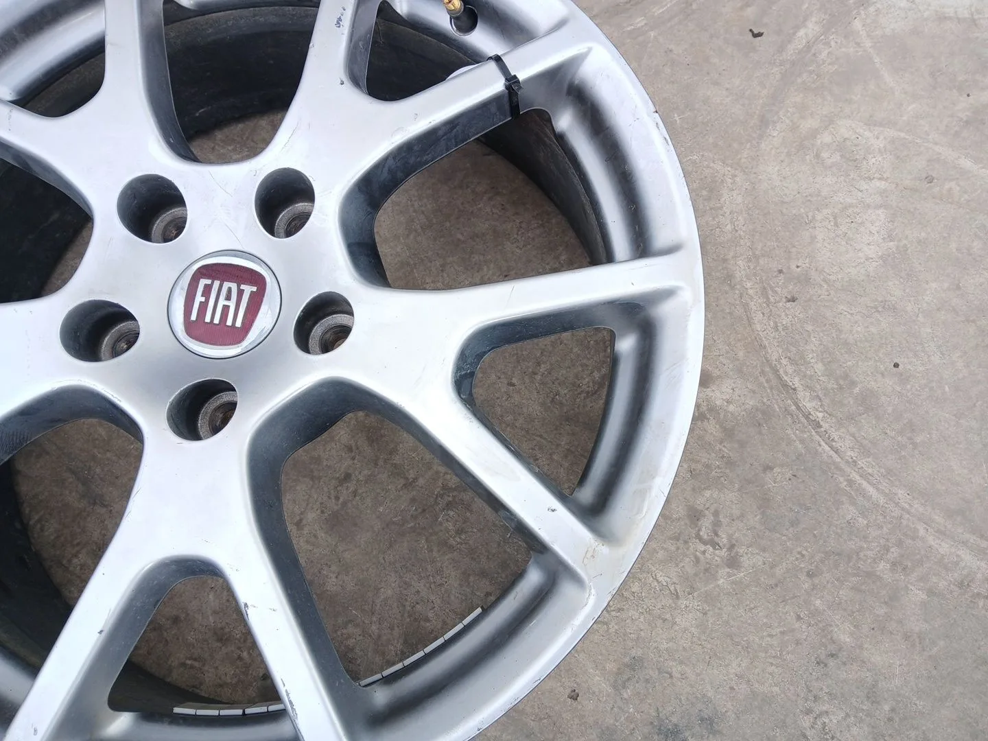 Llanta para Fiat Freemont (345_)