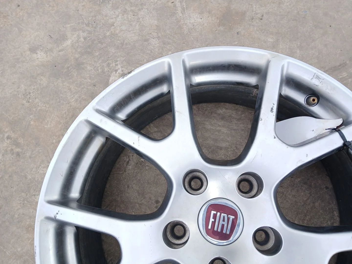 Llanta para Fiat Freemont (345_)