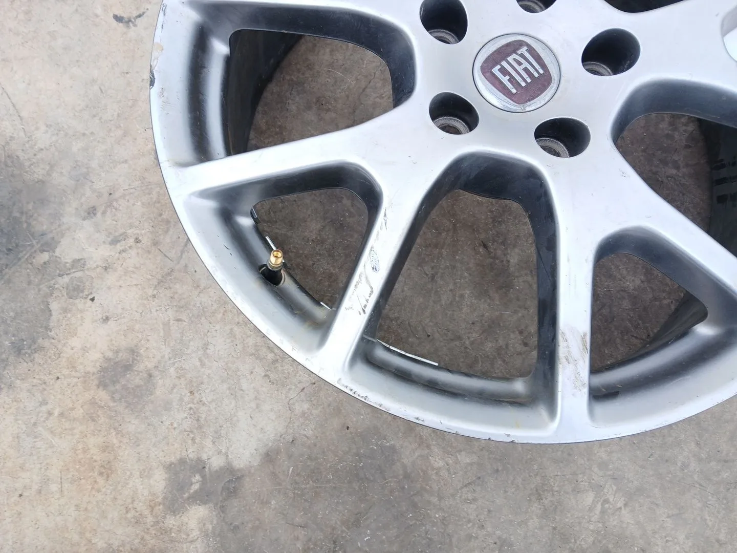Llanta para Fiat Freemont (345_)