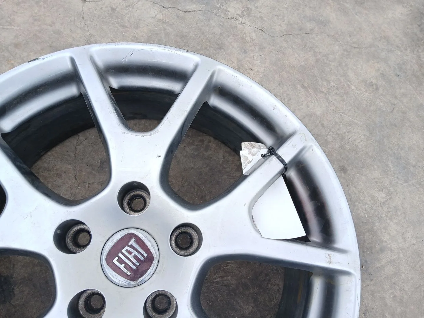 Llanta para Fiat Freemont (345_)