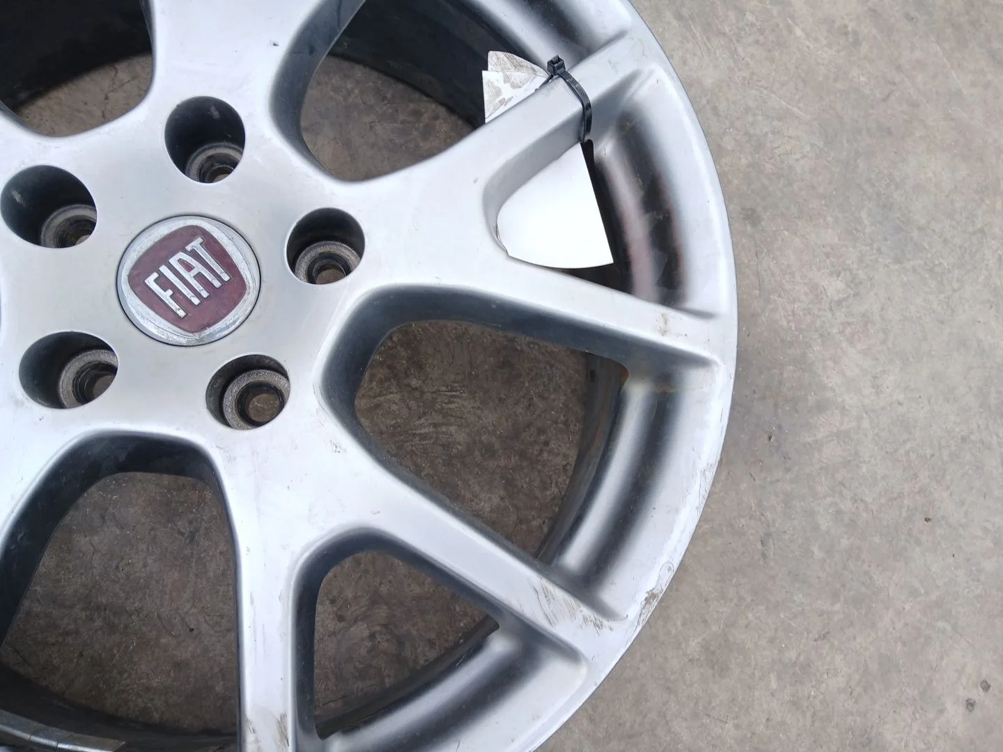 Llanta para Fiat Freemont (345_)