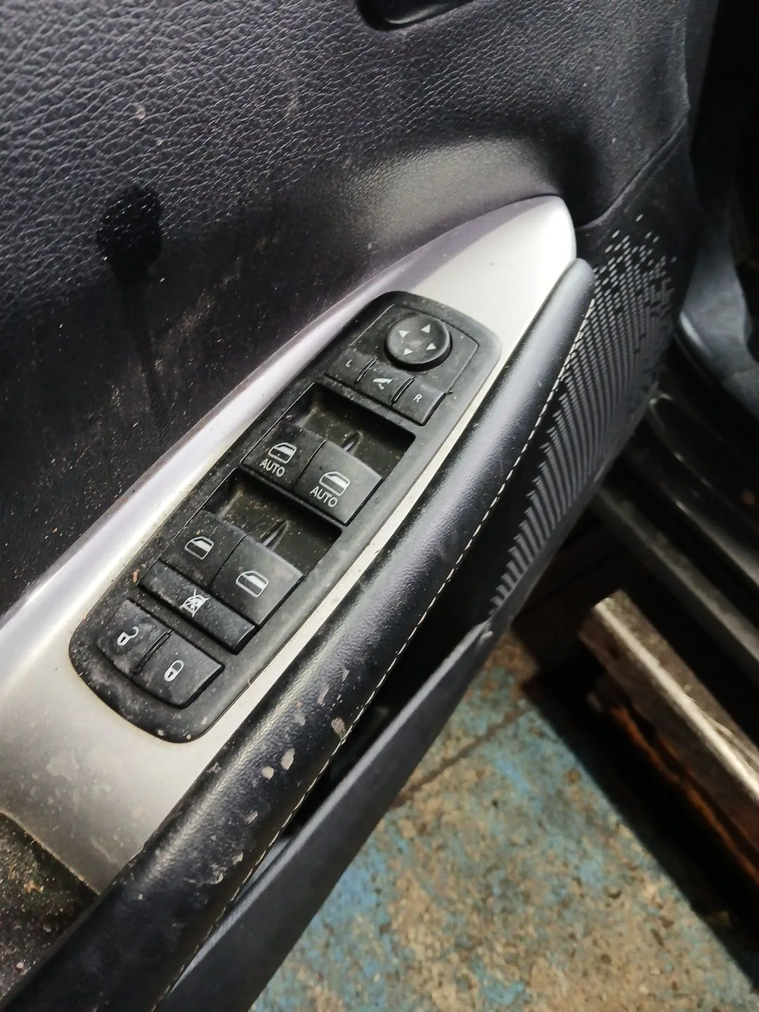 Mando Elevalunas Delantero Izquierdo para Fiat Freemont (345_)