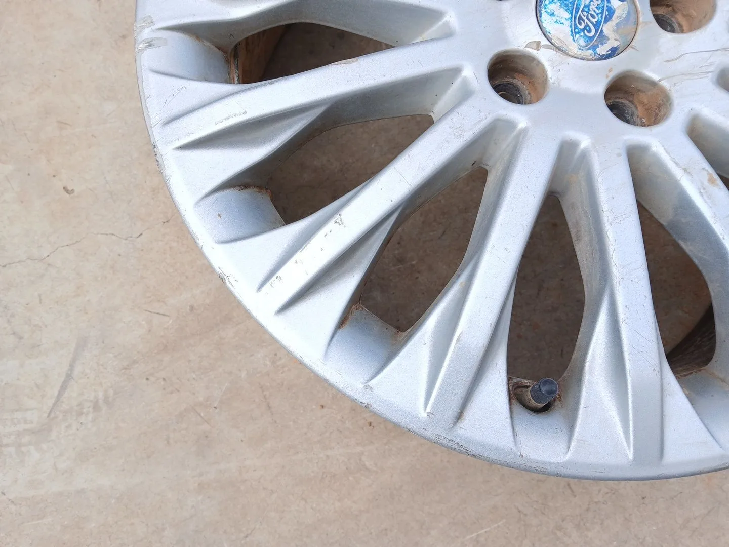 Llanta para Ford Grand C-Max (Dxa/Cb7, Dxa/Ceu)