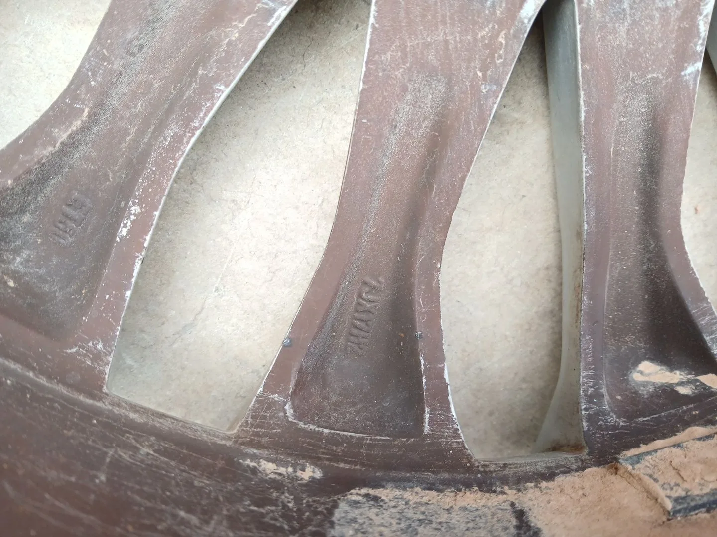 Llanta para Ford Grand C-Max (Dxa/Cb7, Dxa/Ceu)