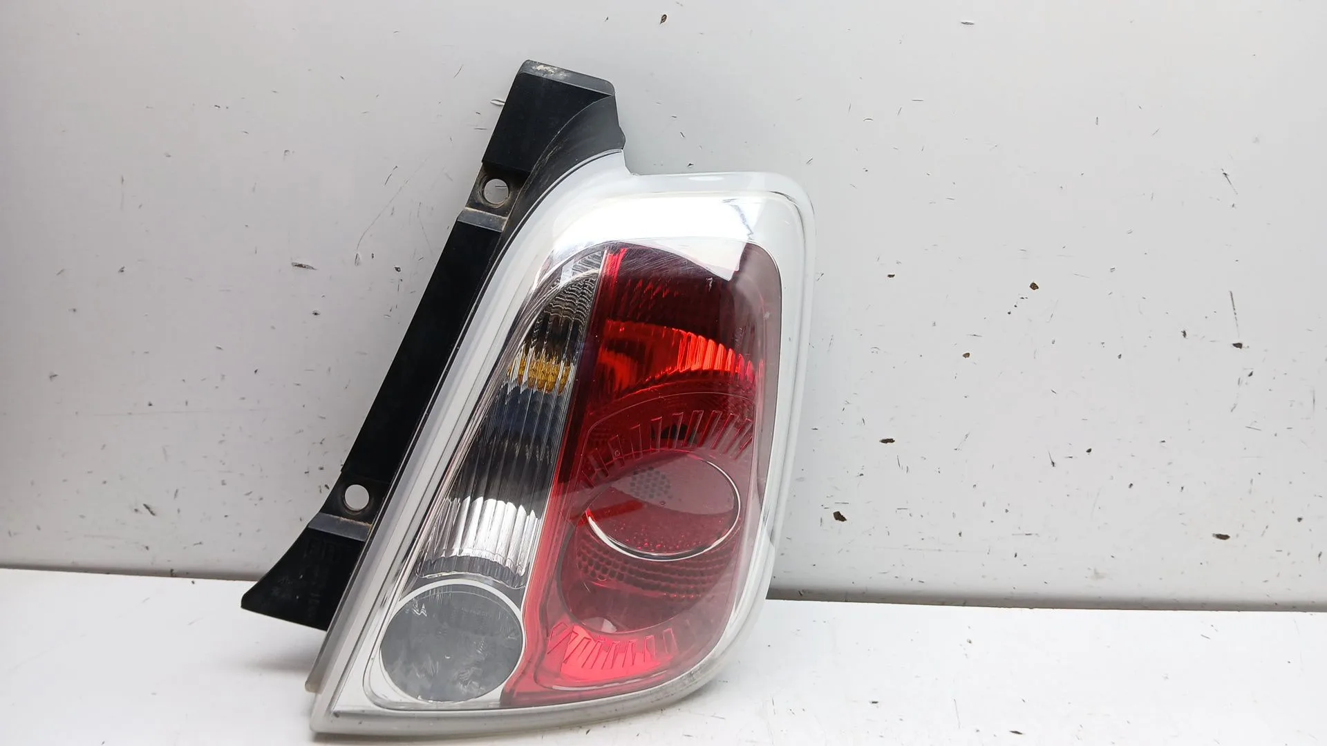 Piloto Trasero Derecho para Fiat 500 (312_)