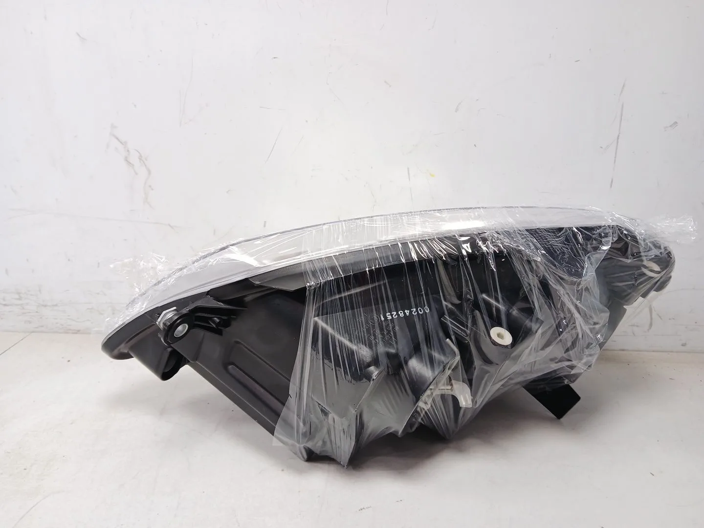 Faro Derecho para Volkswagen Polo (9N3)