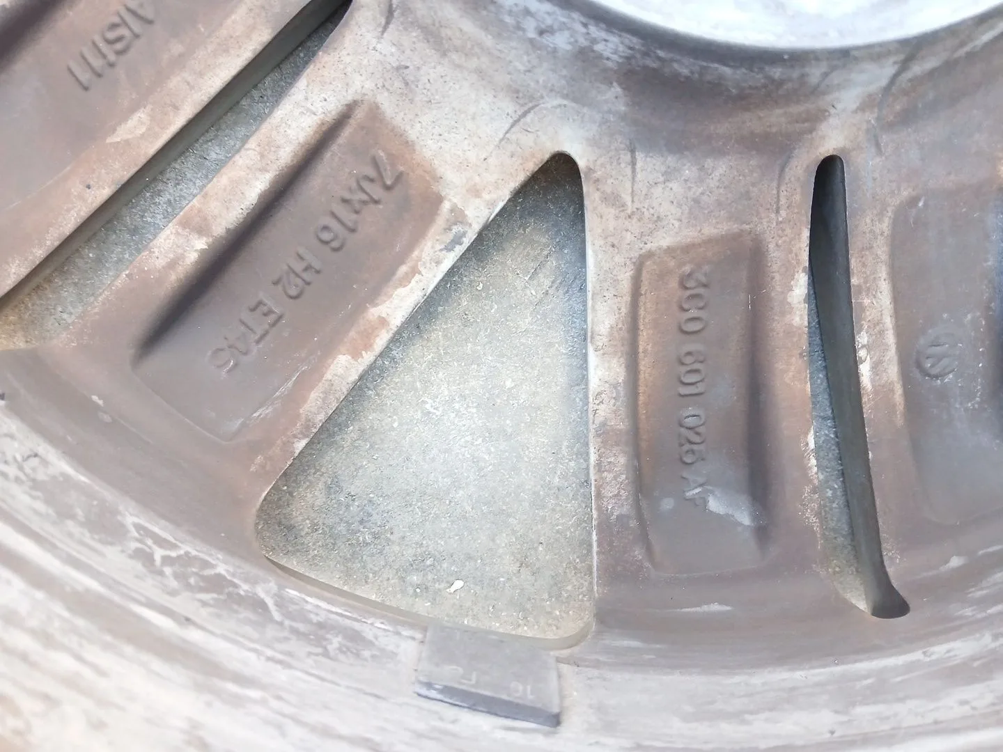 Llanta para Volkswagen Passat B6 (3C2)