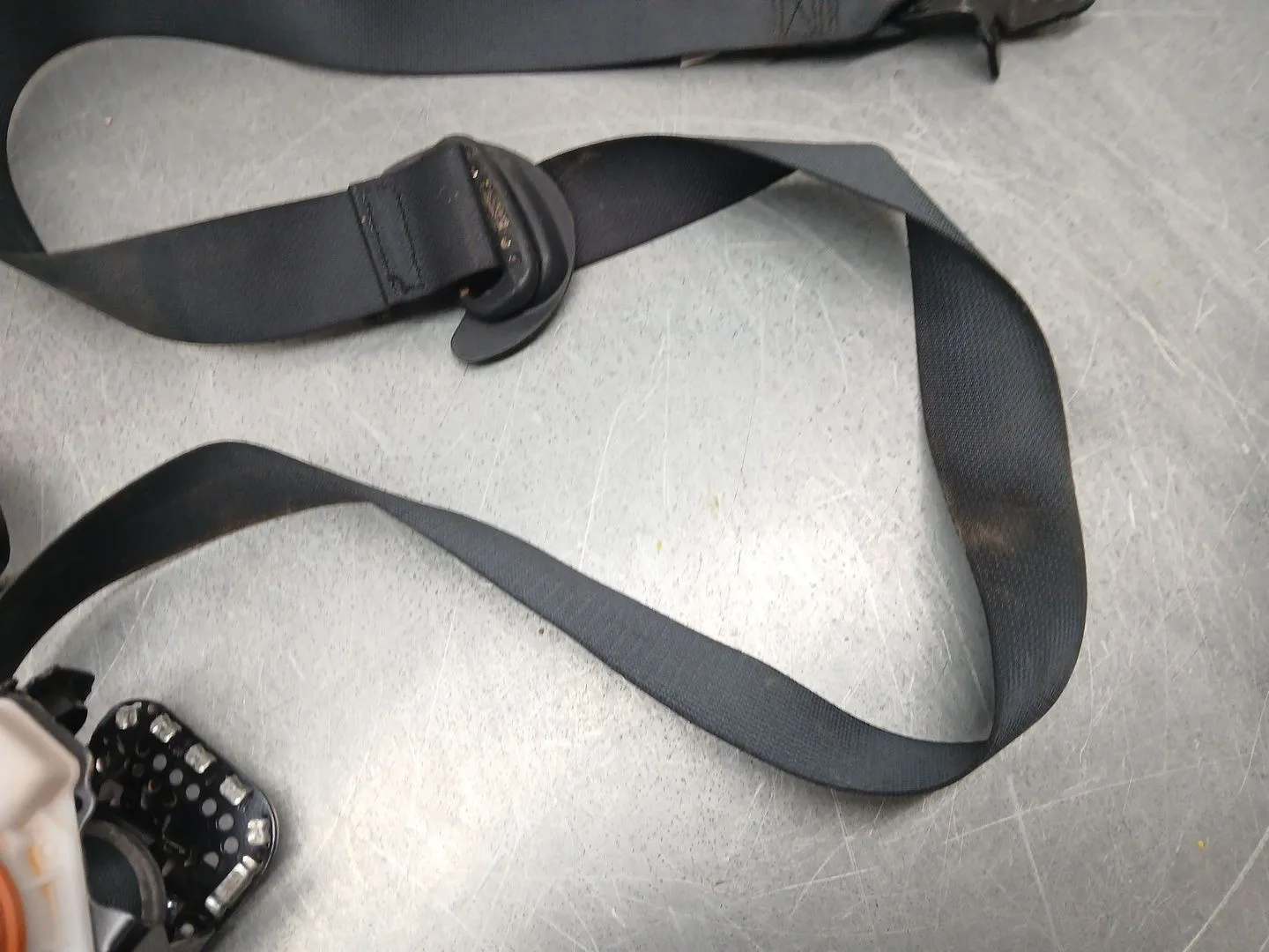 Cinturon Seguridad Delantero Derecho para Nissan Qashqai (J11)
