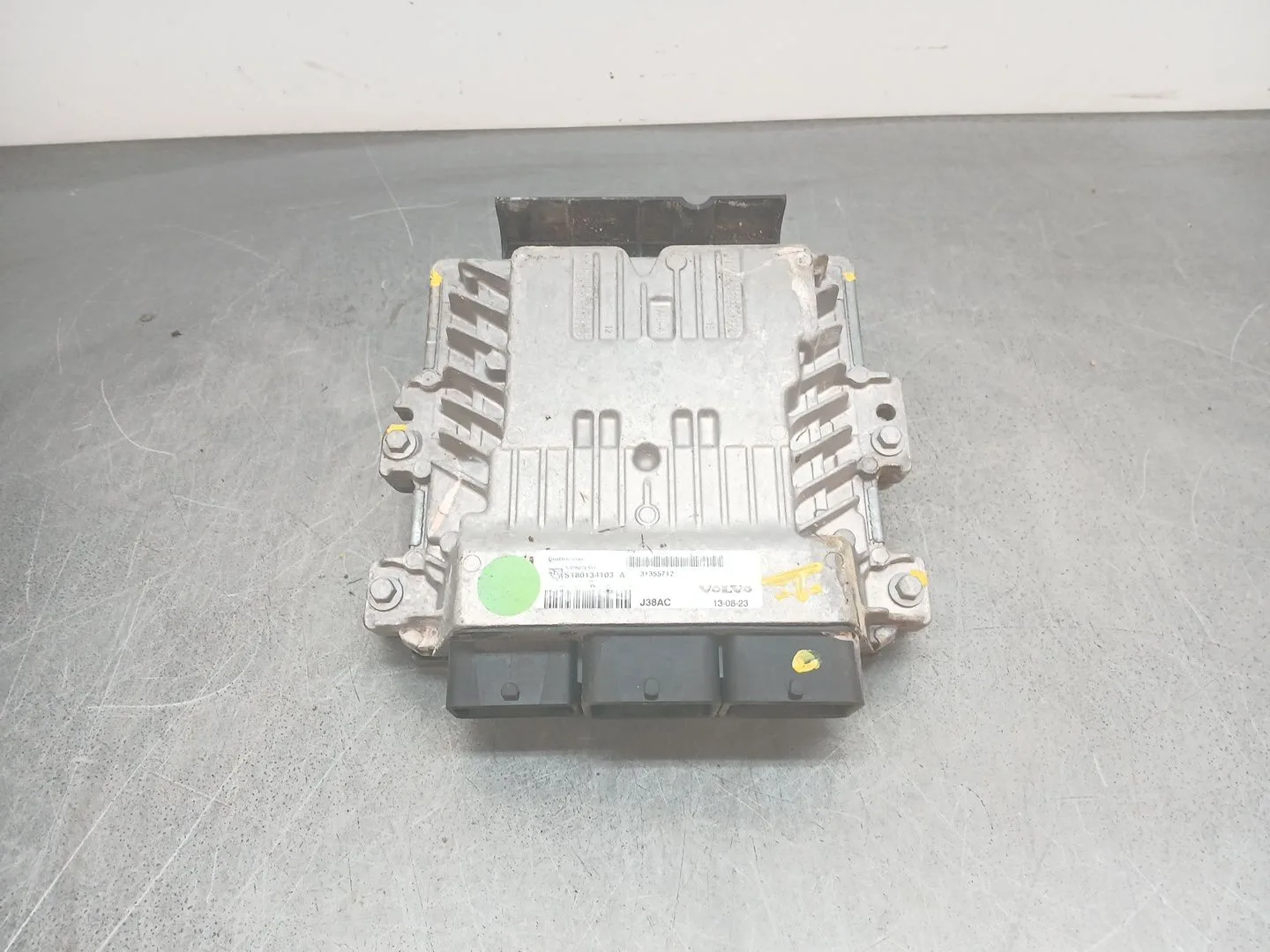 Centralita Motor Uce para Volvo S60 Lim.