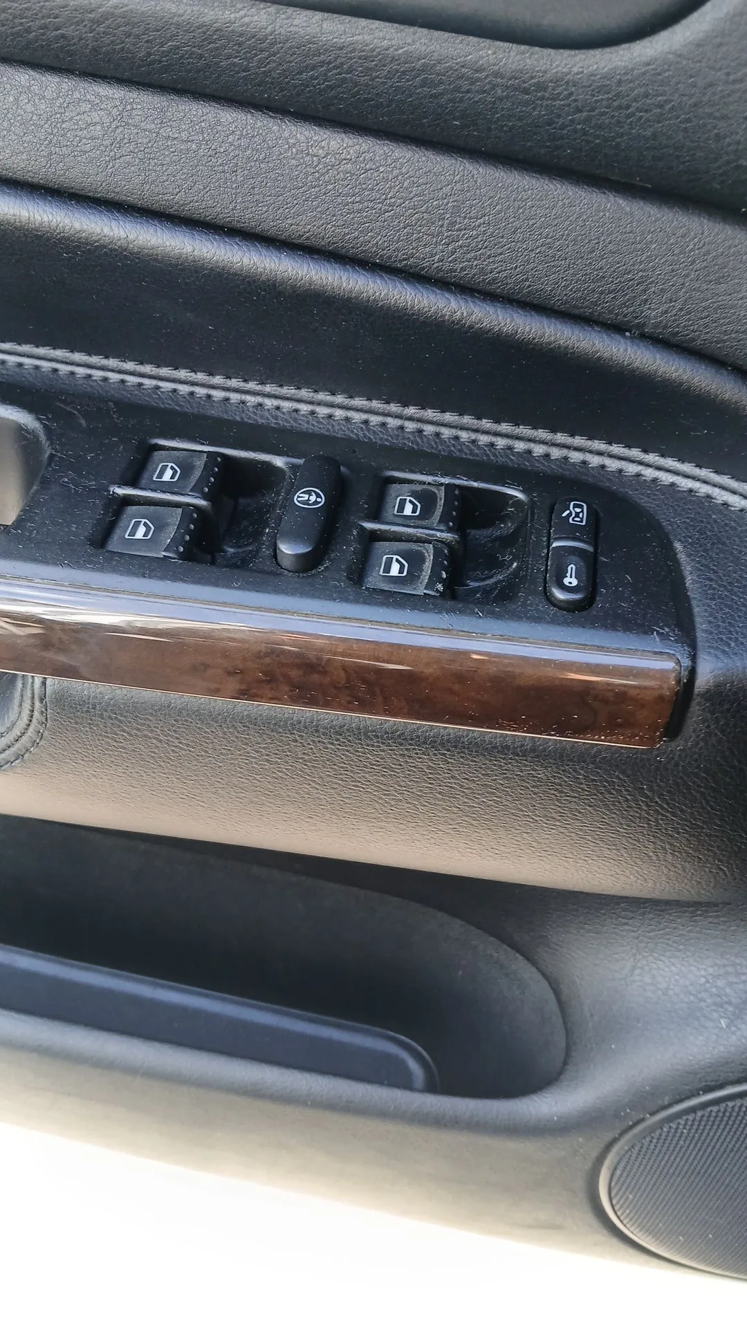 Mando Elevalunas Delantero Izquierdo para Volkswagen Golf Iv (1J1)