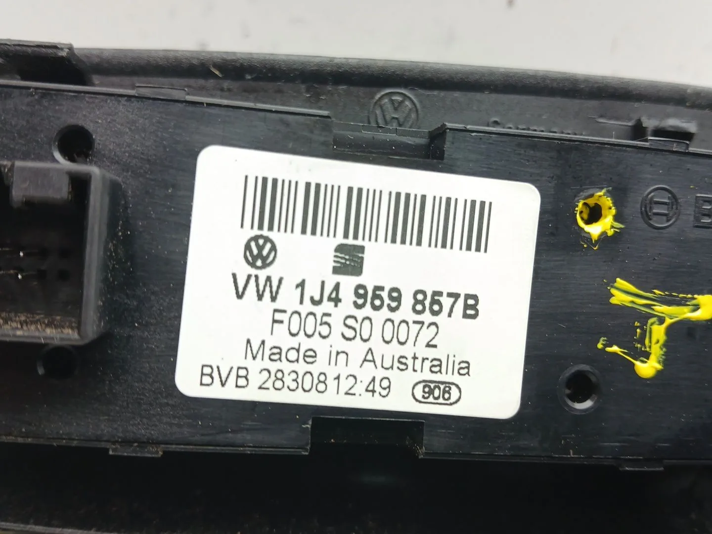 Mando Elevalunas Delantero Izquierdo para Volkswagen Golf Iv (1J1)