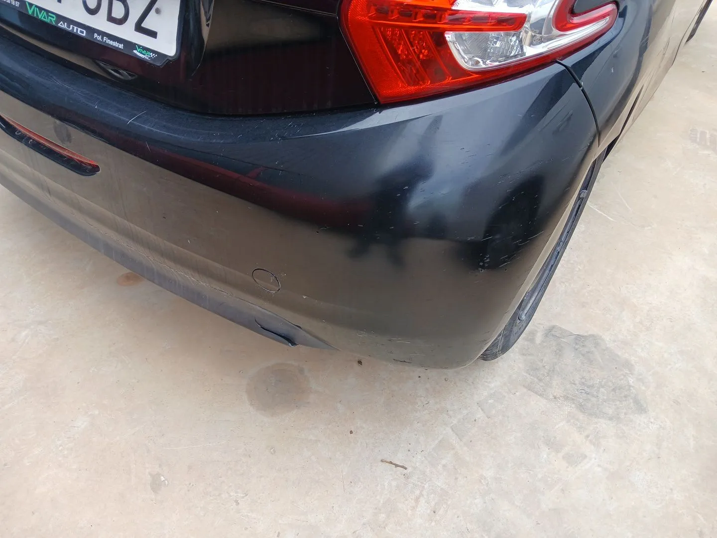 Paragolpes Trasero para Peugeot 208 I (Ca_, Cc_)