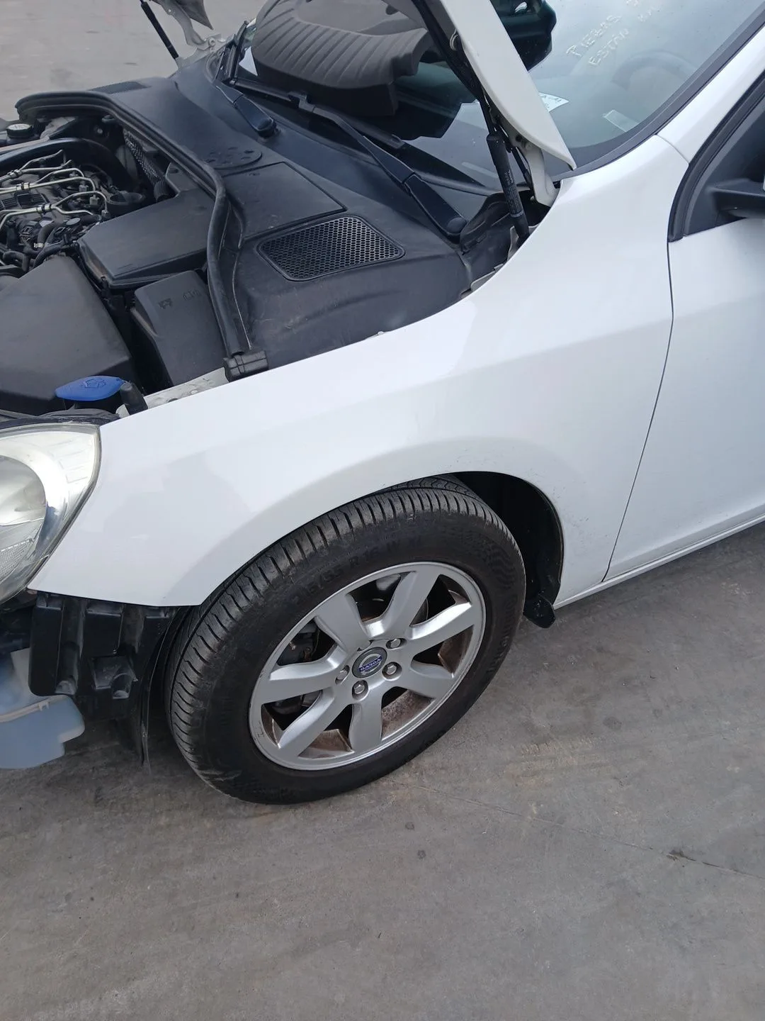 Aleta Delantera Izquierda para Volvo V60 I (155)