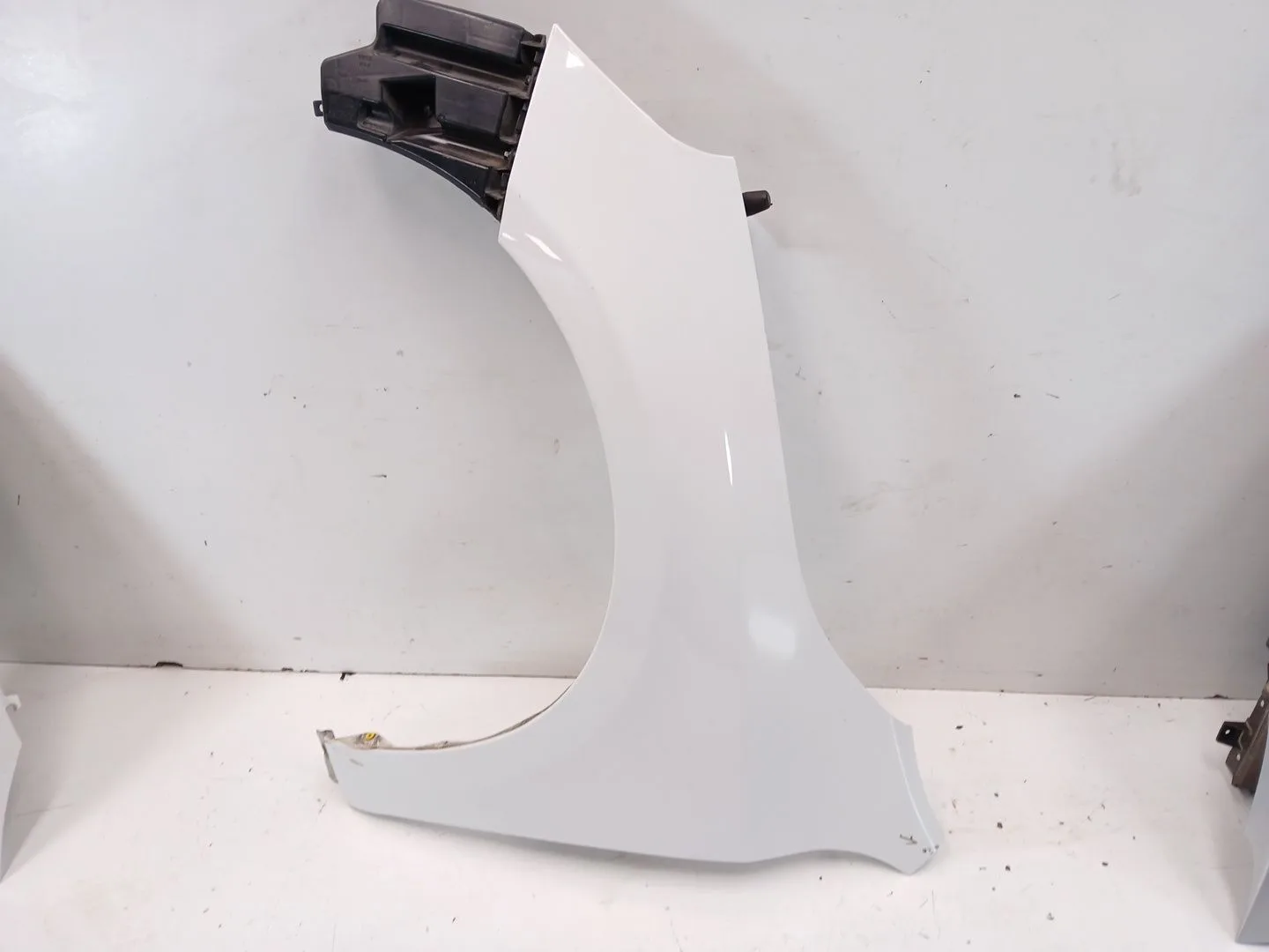 Aleta Delantera Izquierda para Volvo V60 I (155)