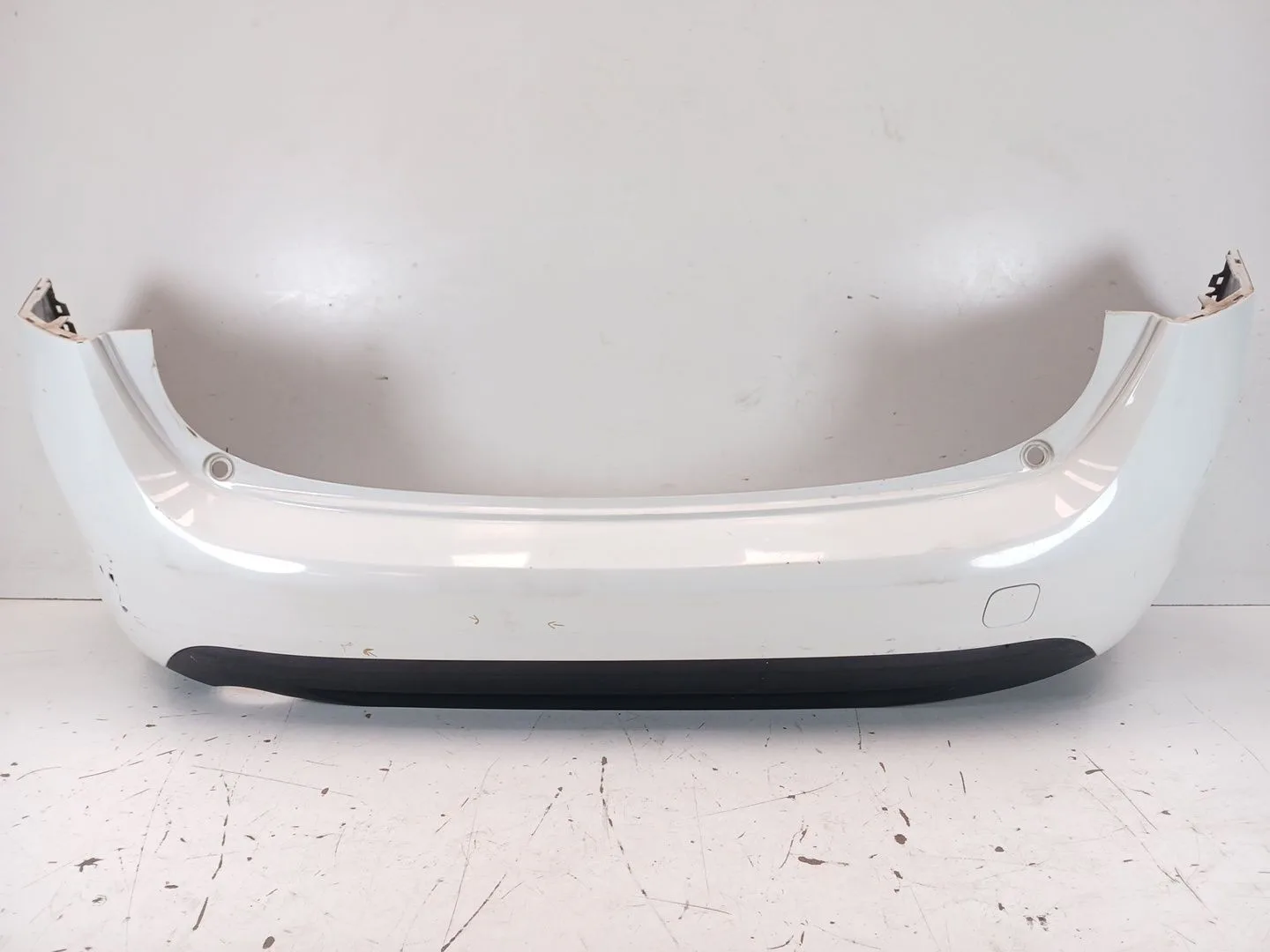 Paragolpes Trasero para Volvo V60 I (155)