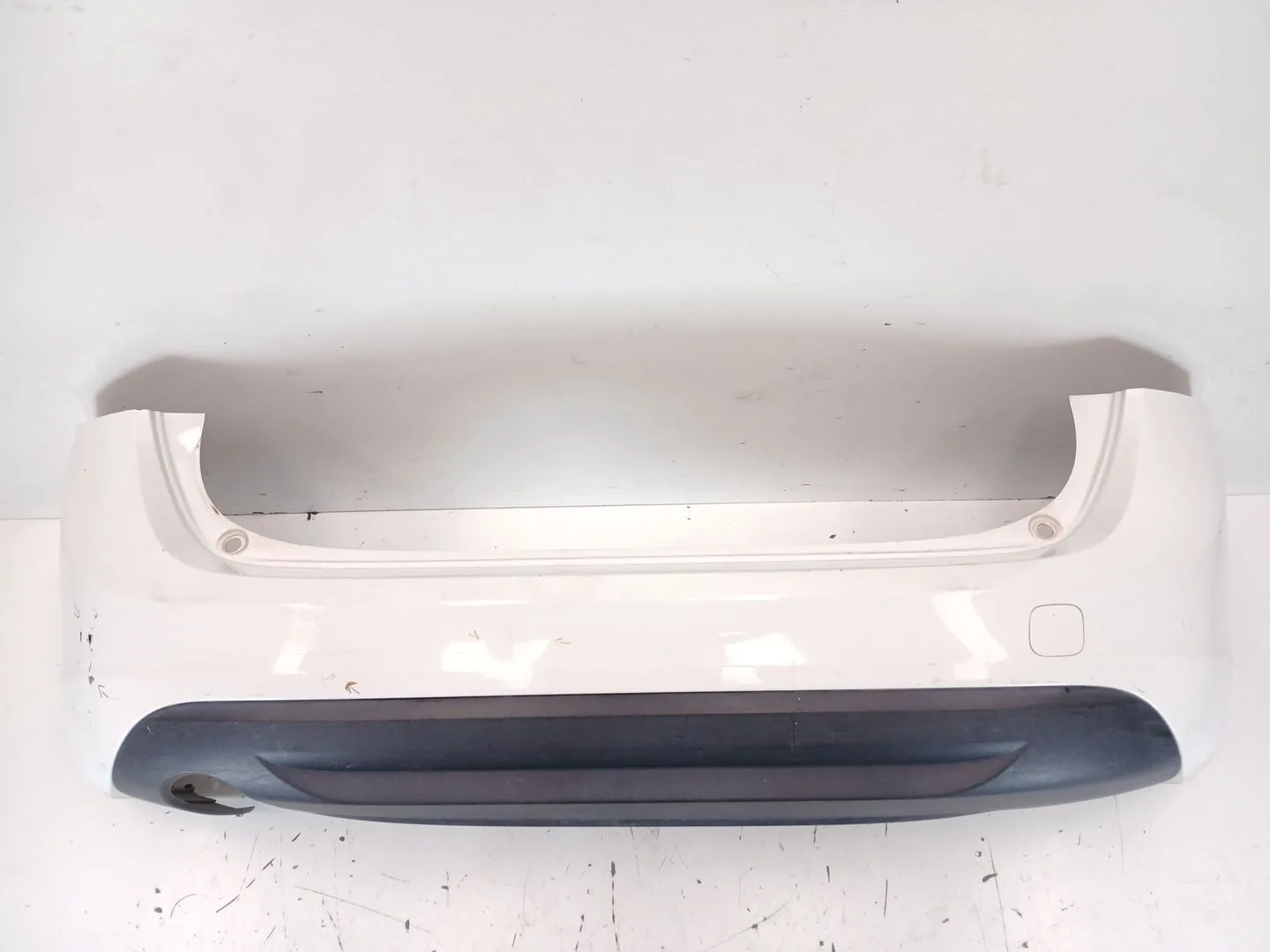 Paragolpes Trasero para Volvo V60 I (155)