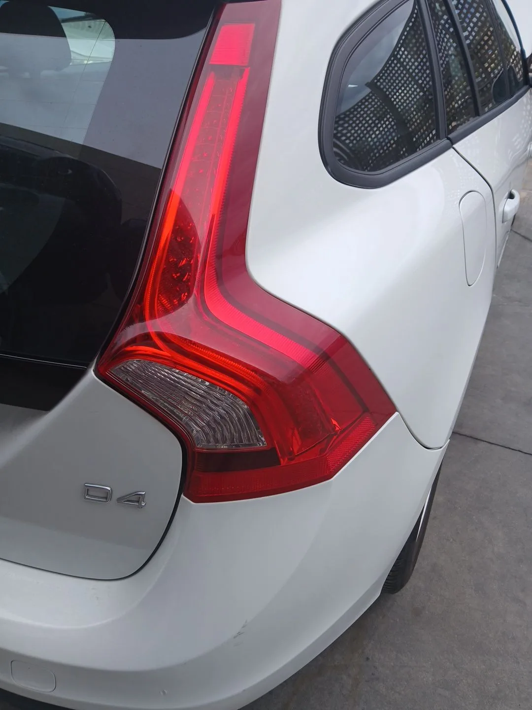 Piloto Trasero Derecho para Volvo V60 I (155)