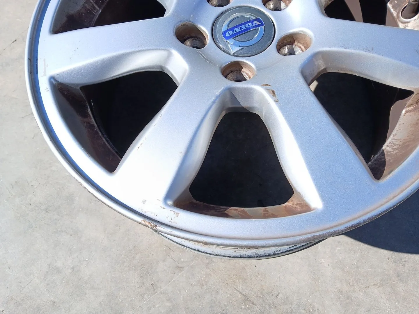Llanta para Volvo V60 I (155)