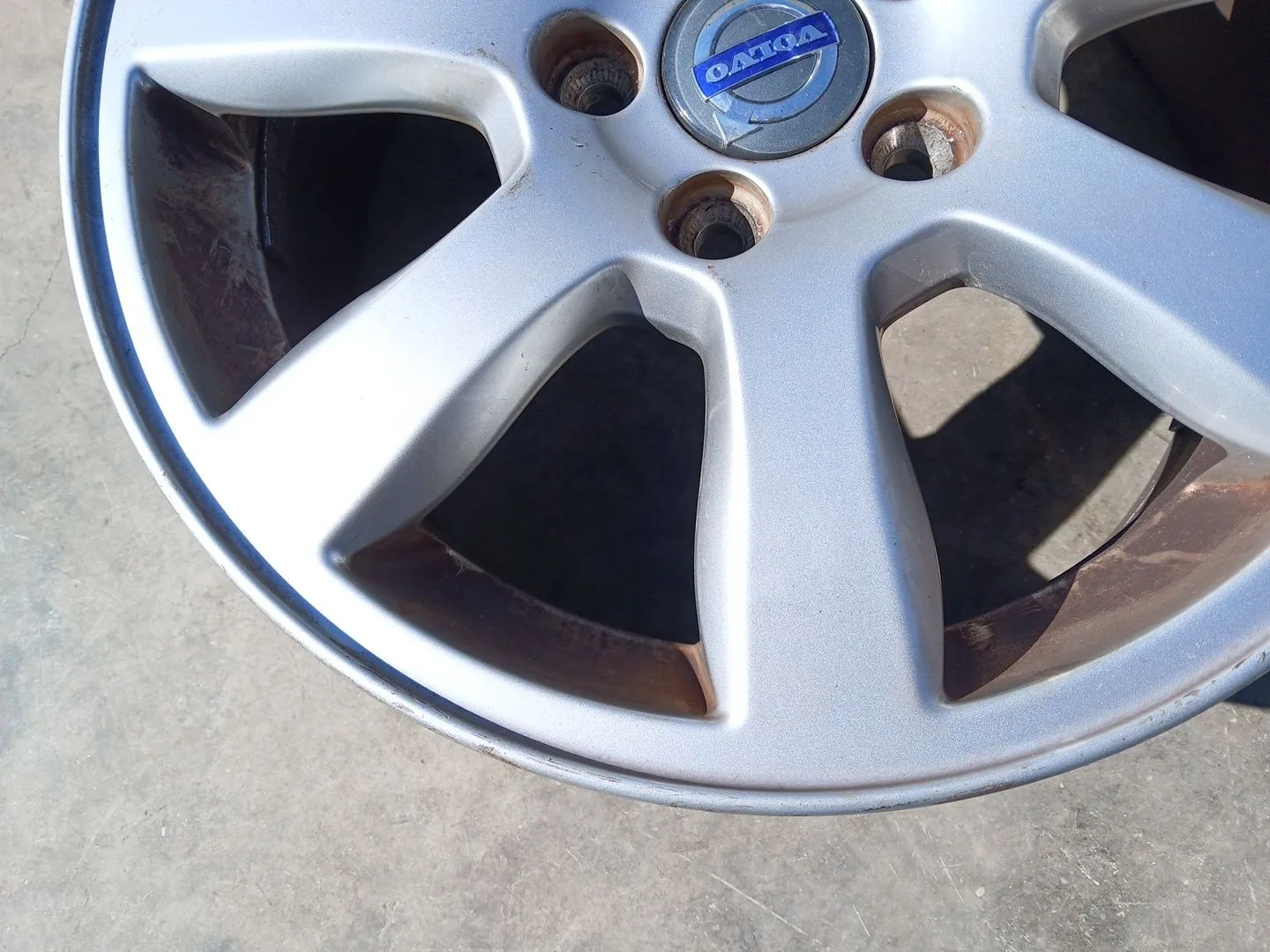 Llanta para Volvo V60 I (155)