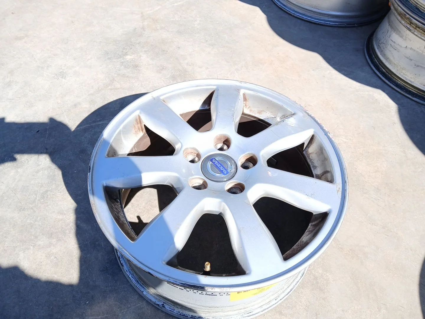 Llanta para Volvo V60 I (155)