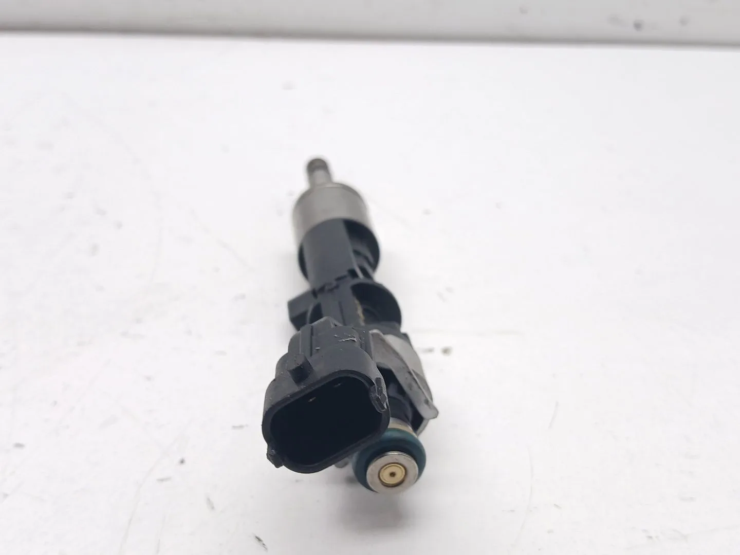 Inyector para Opel Corsa F (P2Jo)