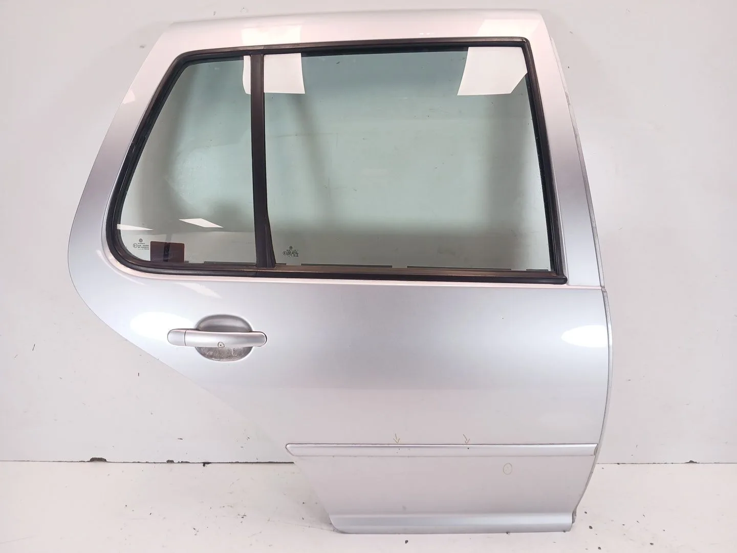 Puerta Trasera Derecha para Volkswagen Golf Iv (1J1)