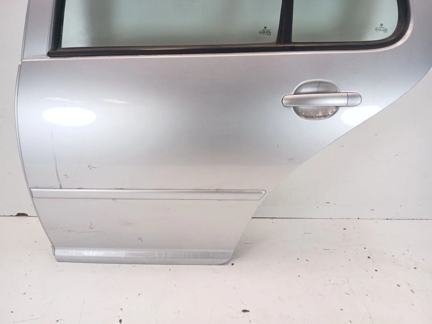 Puerta Trasera Izquierda para Volkswagen Golf Iv (1J1)