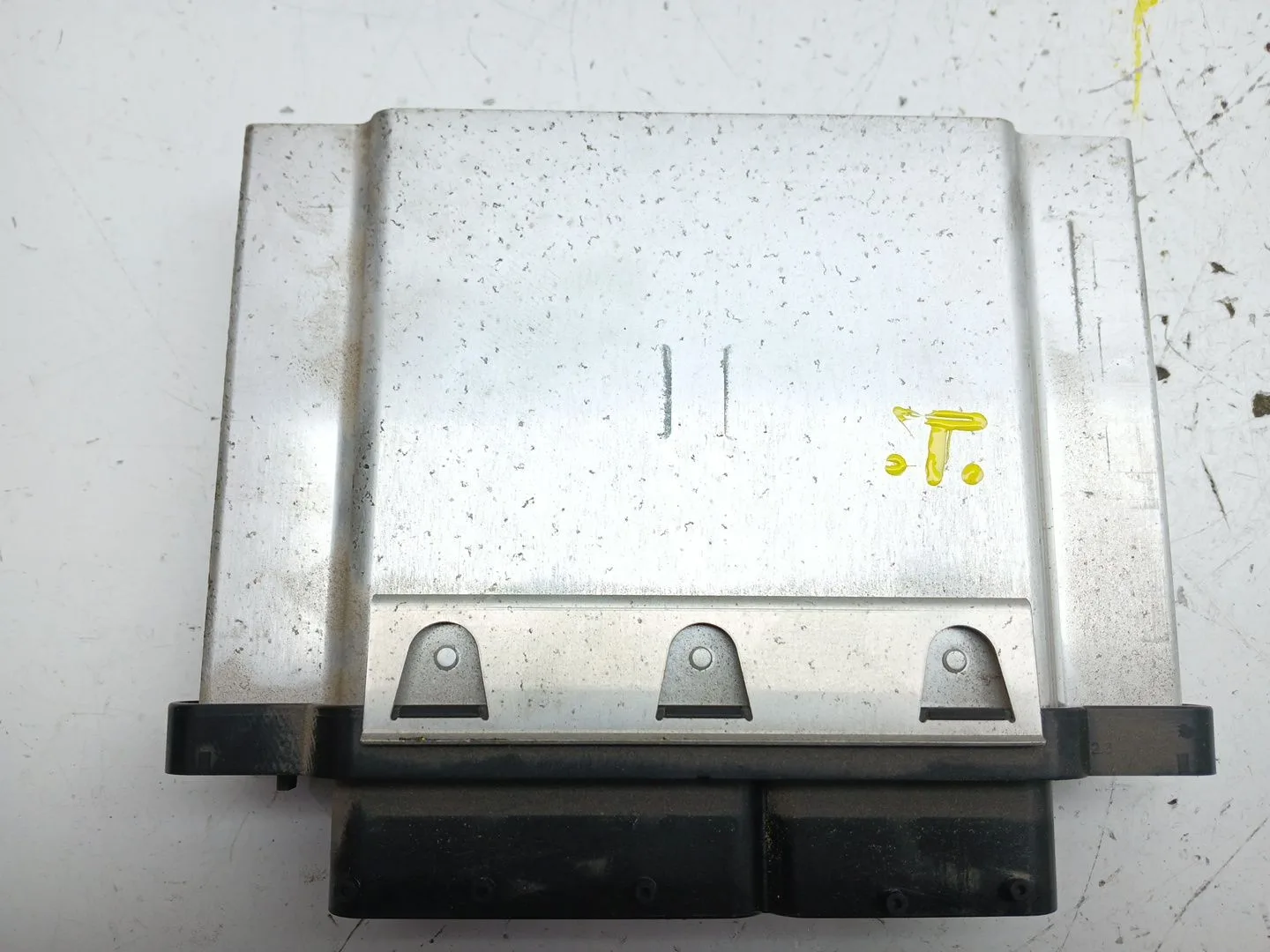 Centralita Motor Uce para Seat Ibiza (6P1)