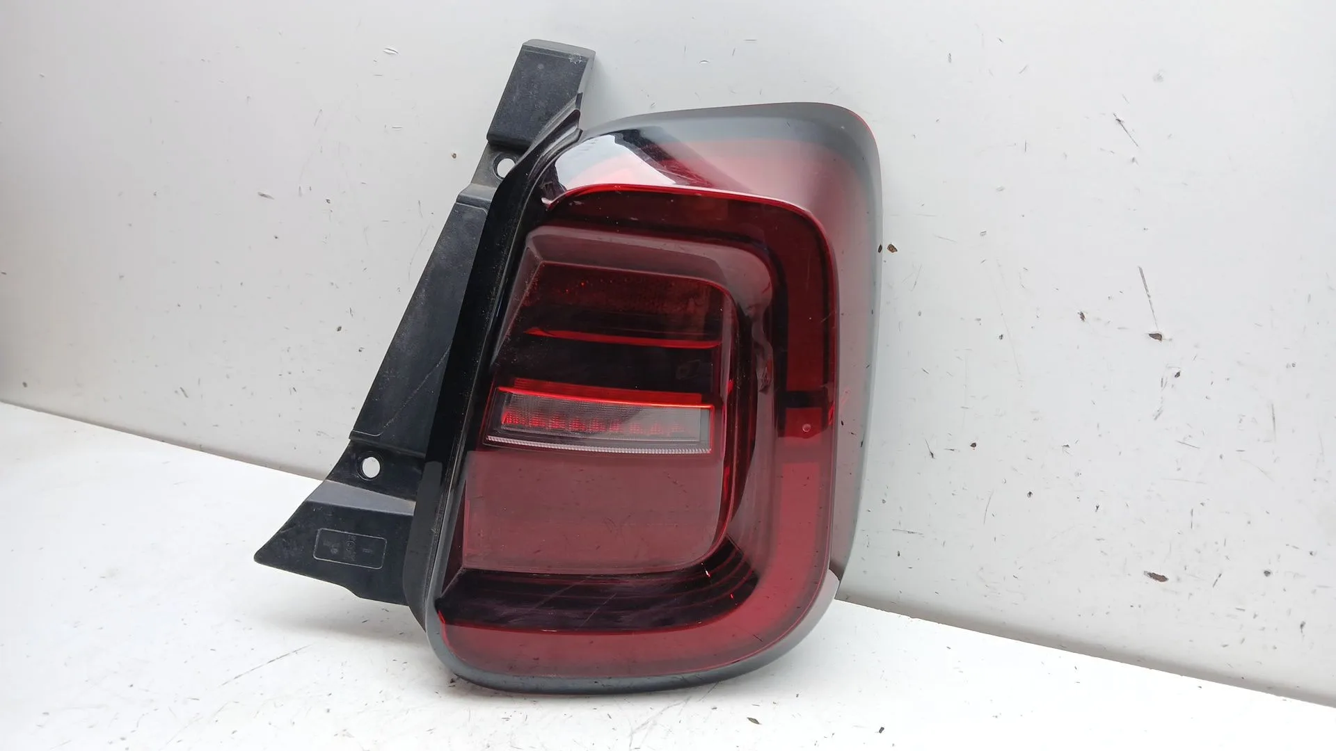 Piloto Trasero Derecho para Fiat 500E (332_)