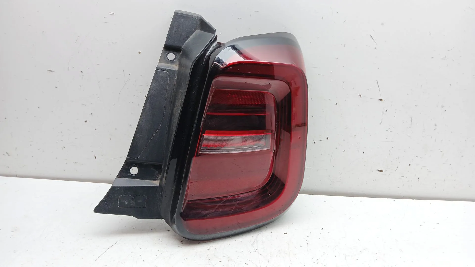 Piloto Trasero Derecho para Fiat 500E (332_)