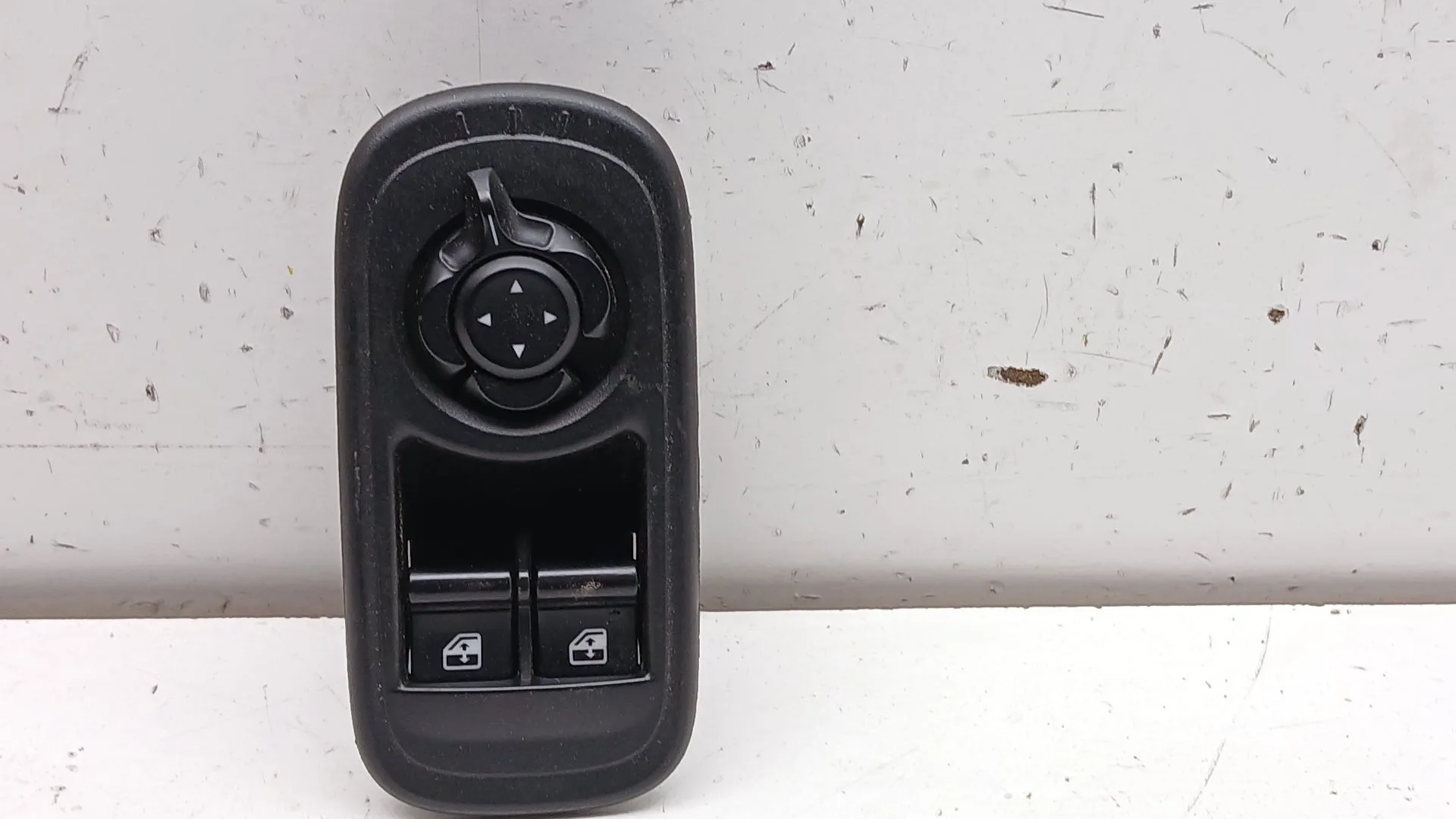 Mando Elevalunas Delantero Izquierdo para Fiat 500E (332_)