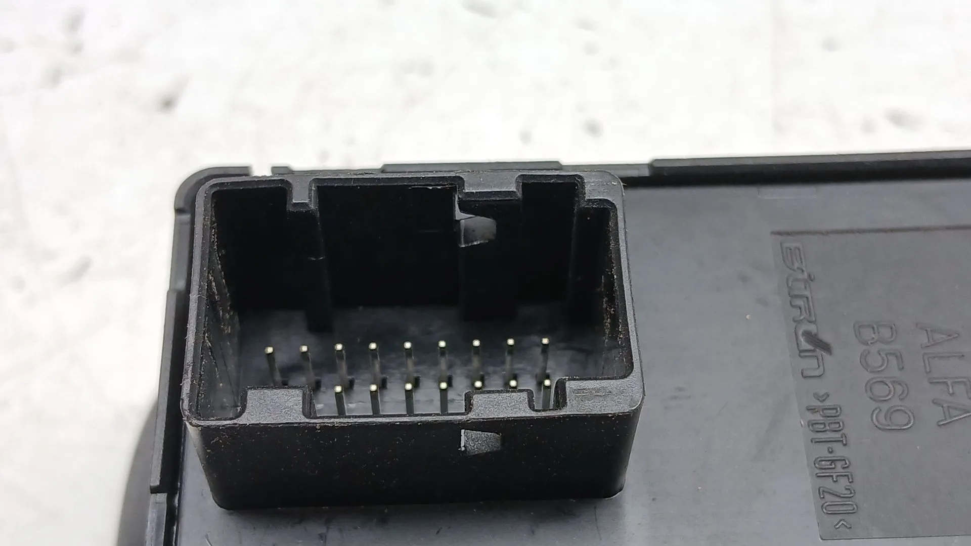 Mando Elevalunas Delantero Izquierdo para Fiat 500E (332_)