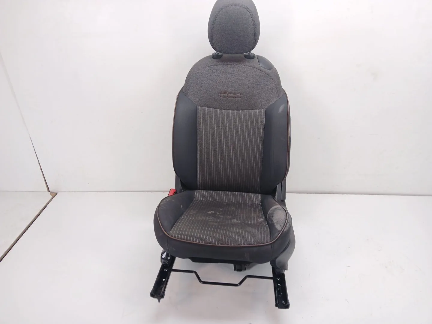 Asiento Delantero Izquierdo para Fiat 500E (332_)