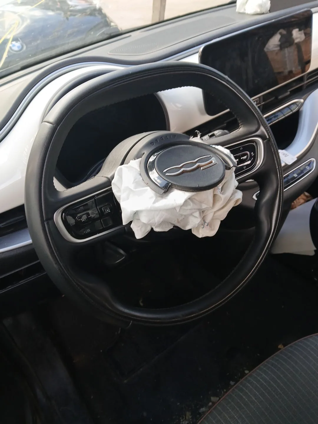 Volante para Fiat 500E (332_)