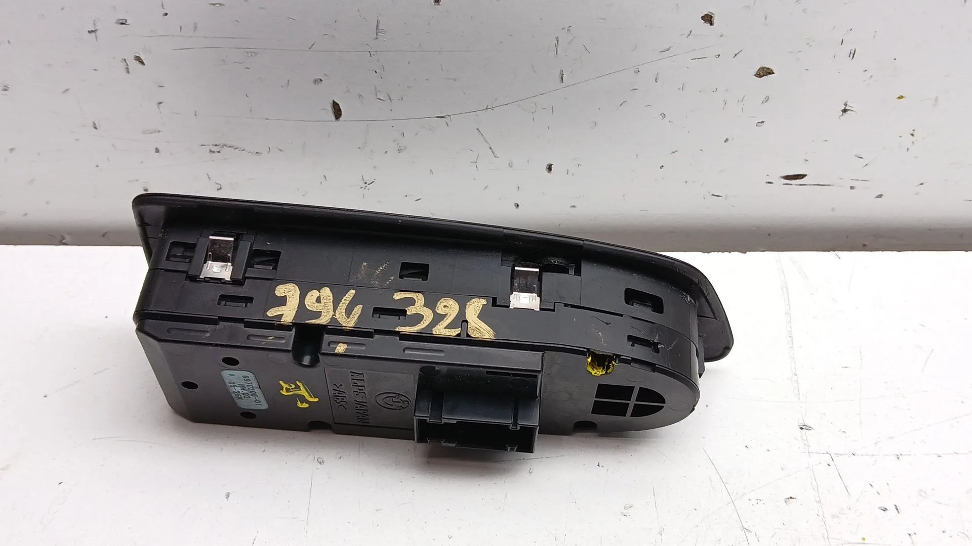 Mando Elevalunas Delantero Izquierdo para Bmw 1 (E87)