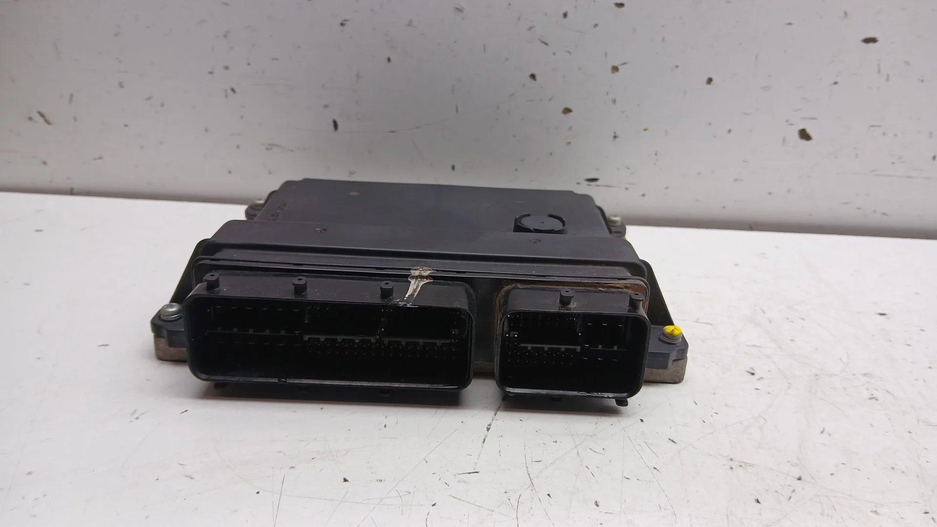 Centralita Motor Uce para Toyota Auris