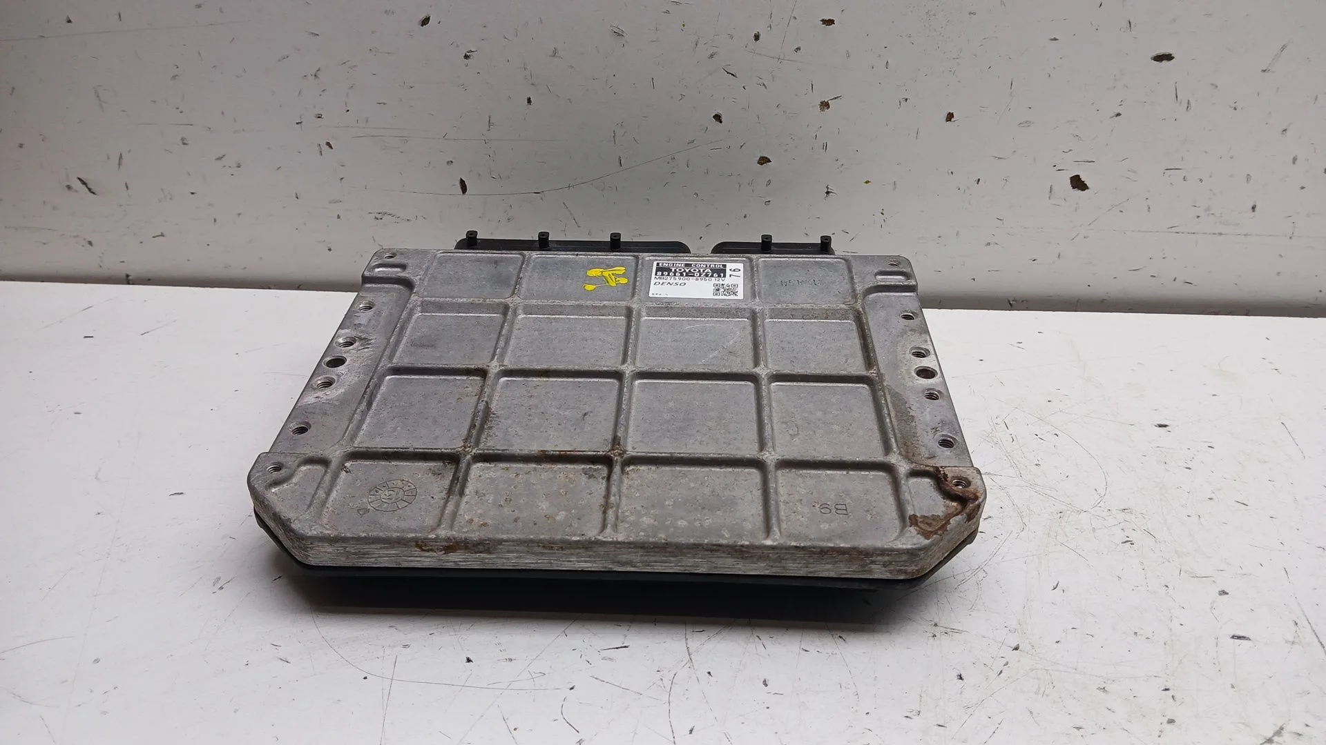 Centralita Motor Uce para Toyota Auris