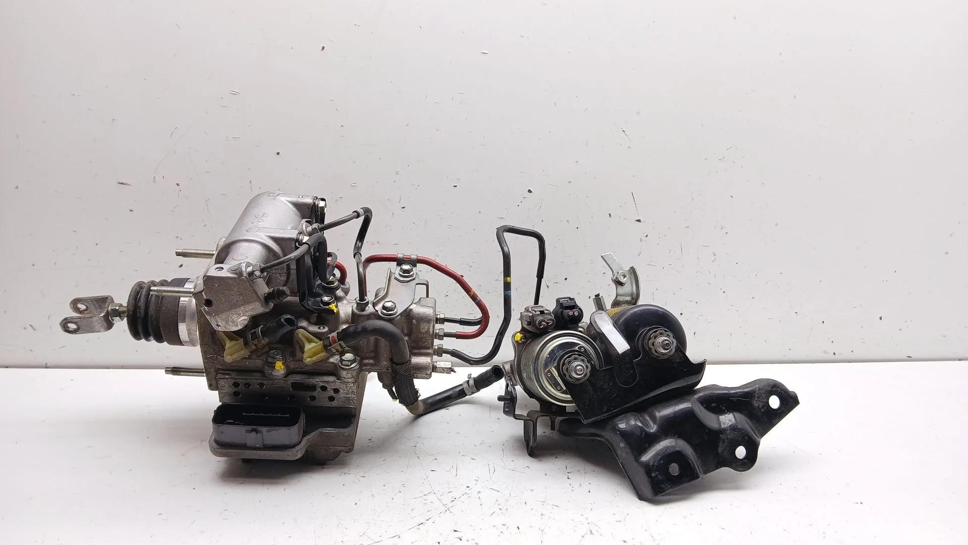 Abs para Toyota Auris (_E15_)