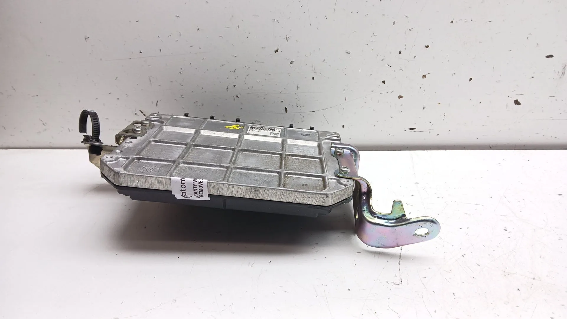 Centralita Motor Uce para Toyota Auris (_E15_)