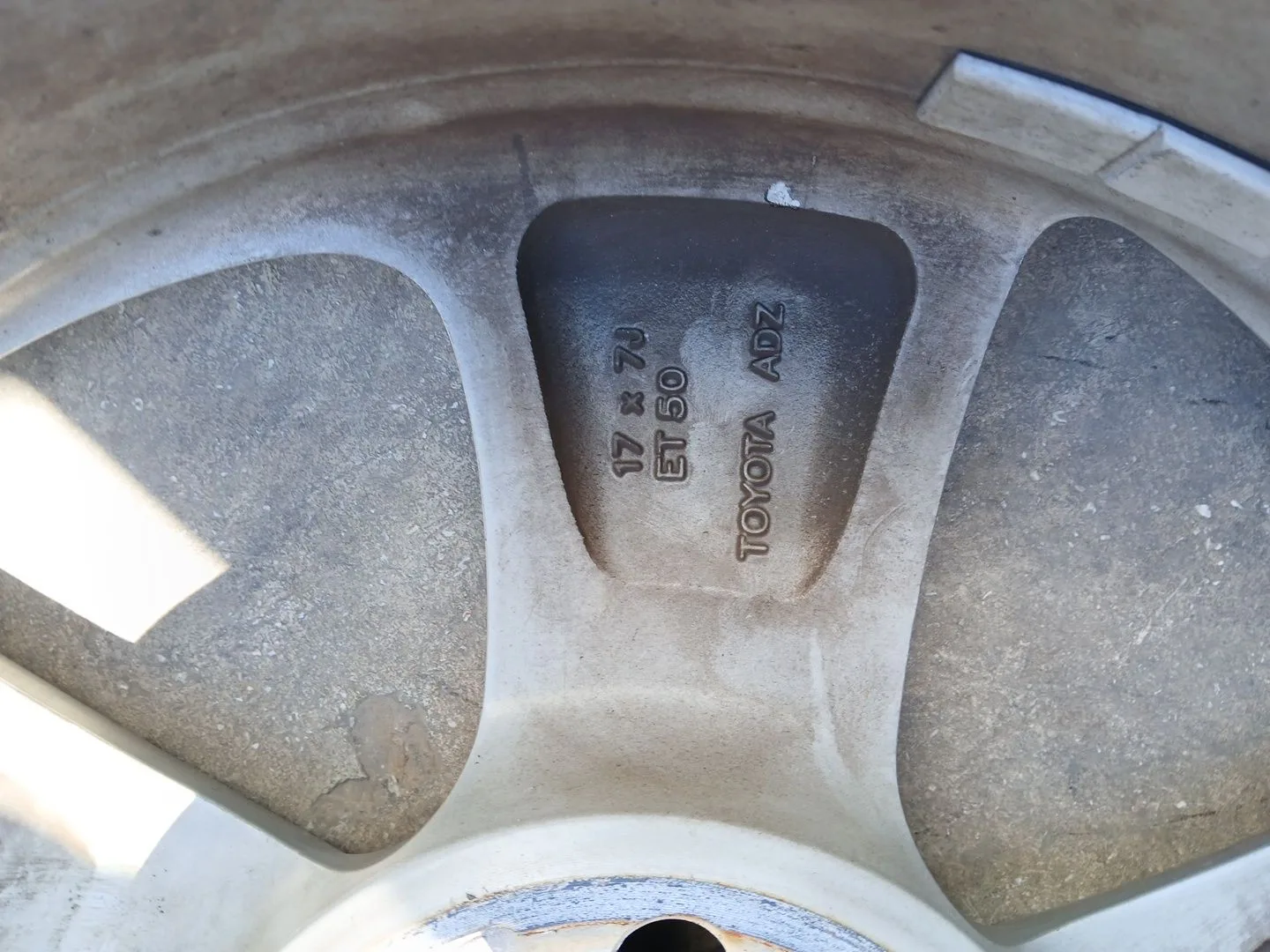 Llanta para Toyota Auris (_E15_)
