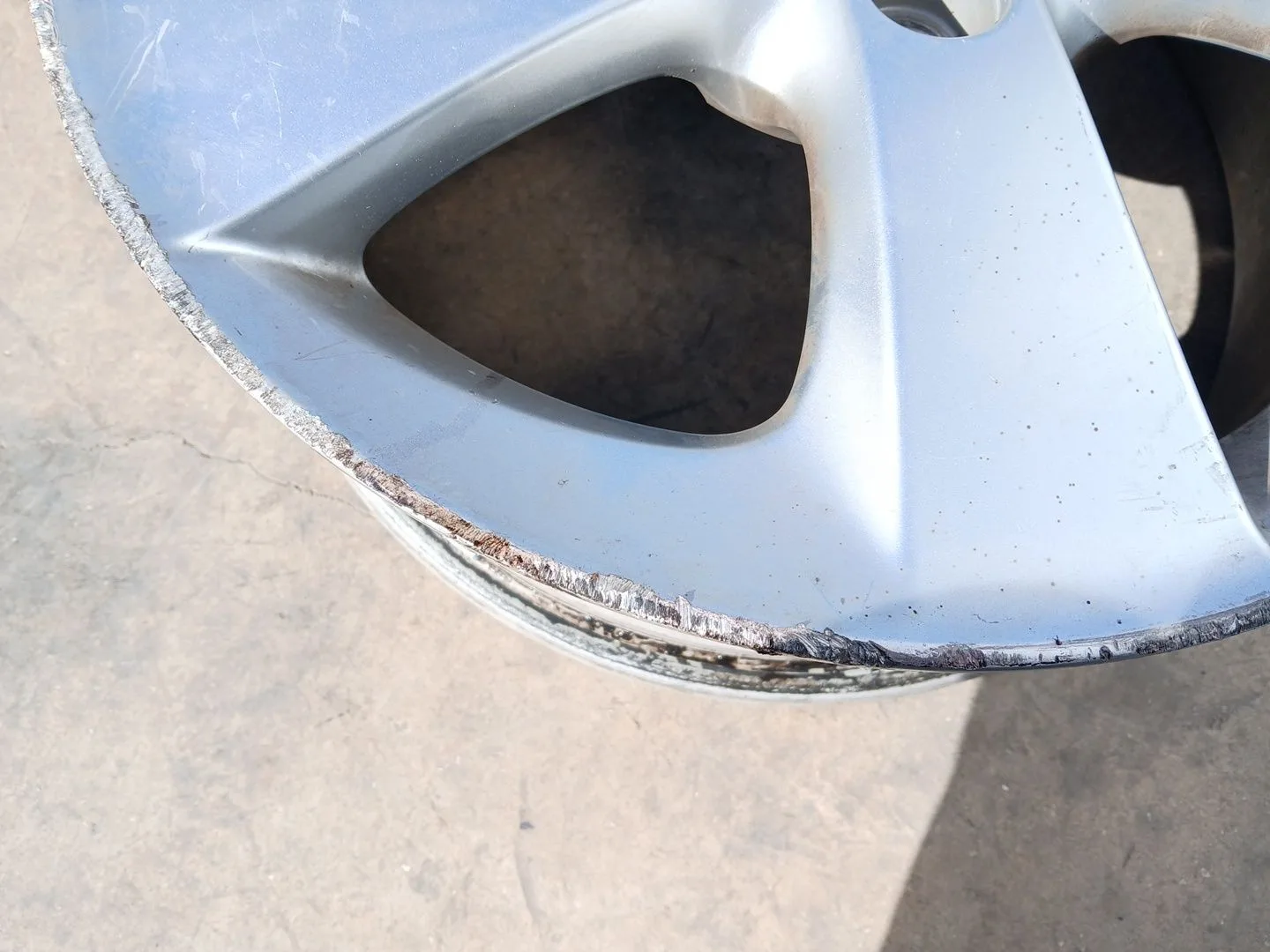 Llanta para Toyota Auris (_E15_)