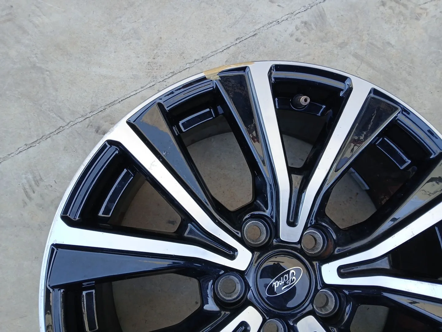 Llanta para Ford Puma (J2K, Cf7)