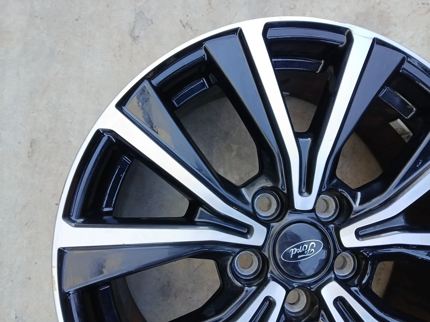Llanta para Ford Puma (J2K, Cf7)