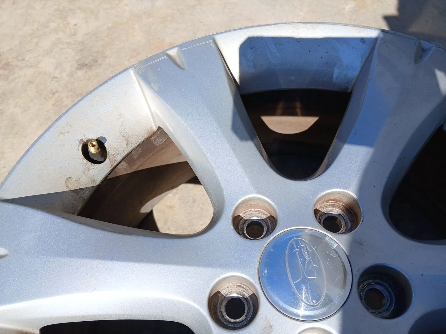 Llanta para Subaru Legacy V Station Wagon (Br)