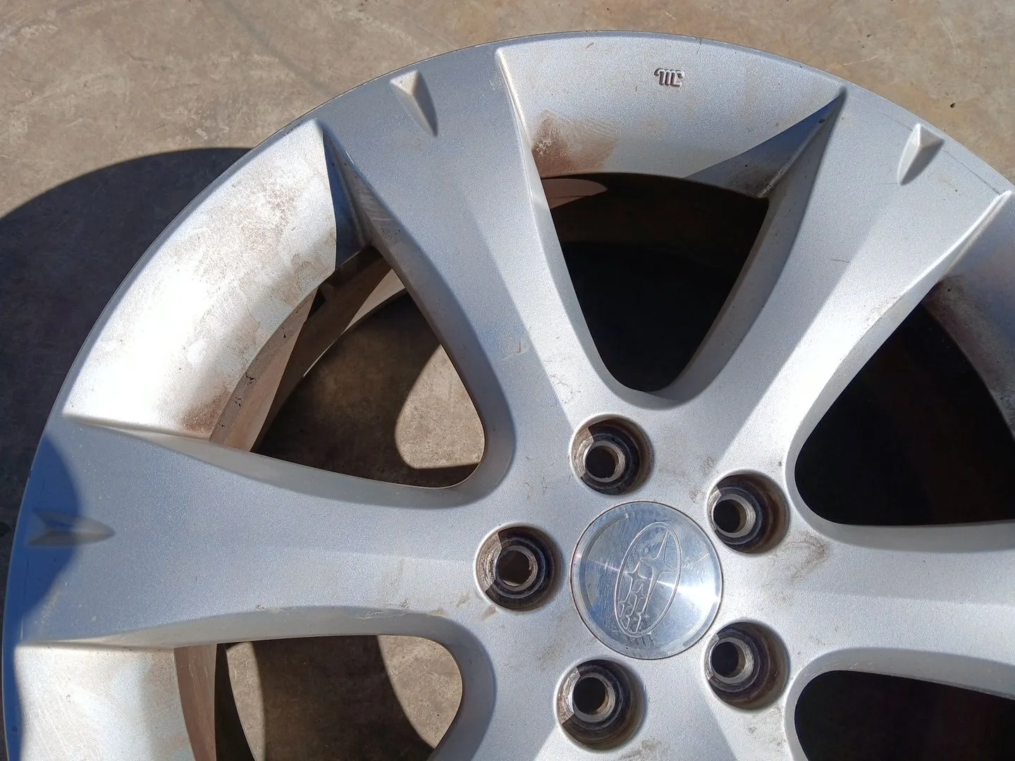 Llanta para Subaru Legacy V Station Wagon (Br)